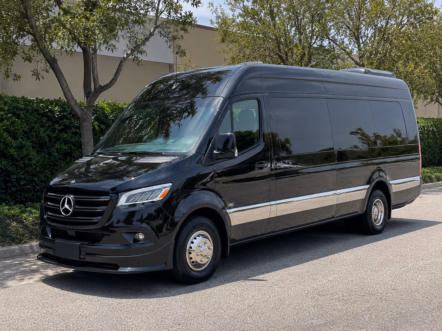 Bronx Airport Shuttle & Transportation route planning