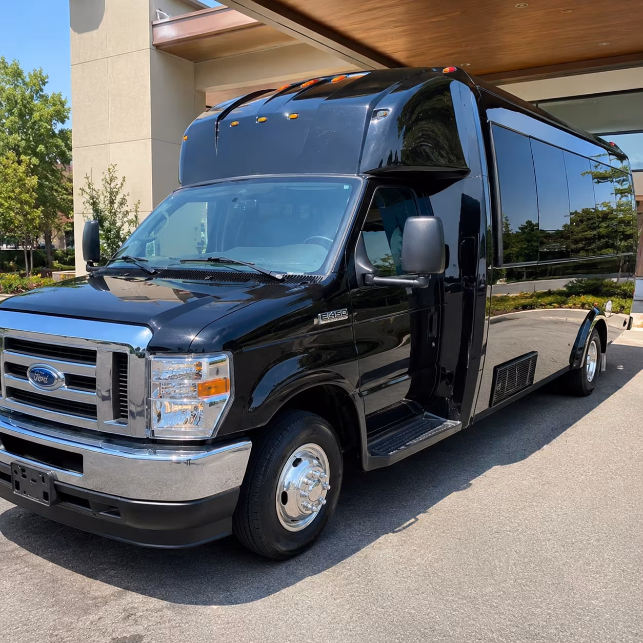 Bronx Birthday, Sweet 16, & Quinceañera Transportation onboard seating
